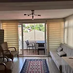 I1 House Hotel