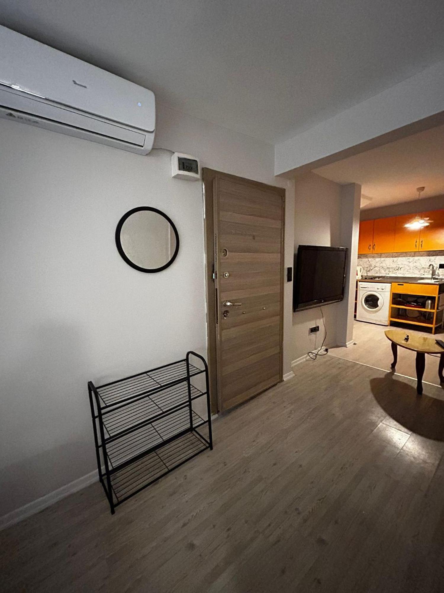 Daire I1 House *